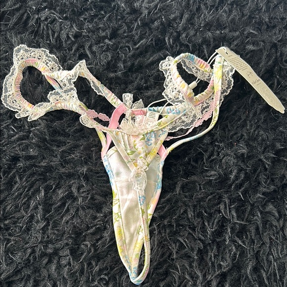 For Love and Lemons Garden Glitter Thong panty - Picture 2 of 4